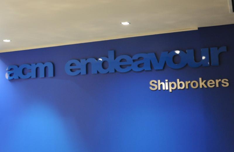 shipping-broker-feature-wall-signage