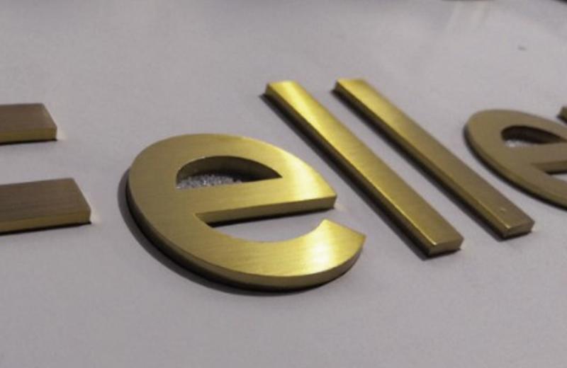 solid-metal-brass-sign-letter