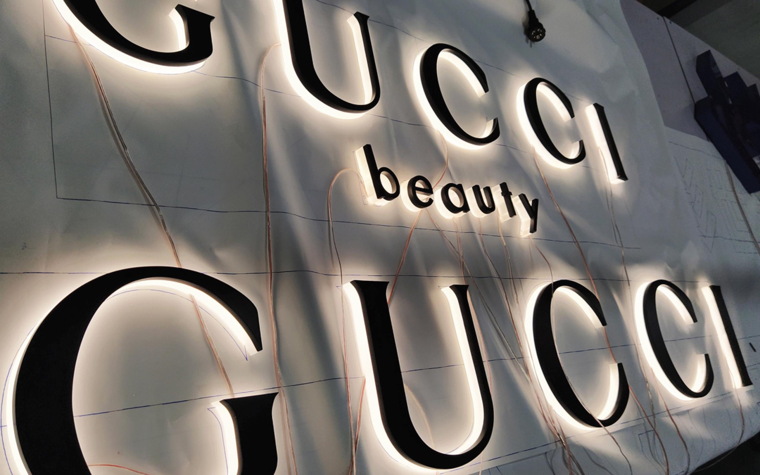 gucci-backlit-lettering-illuminated